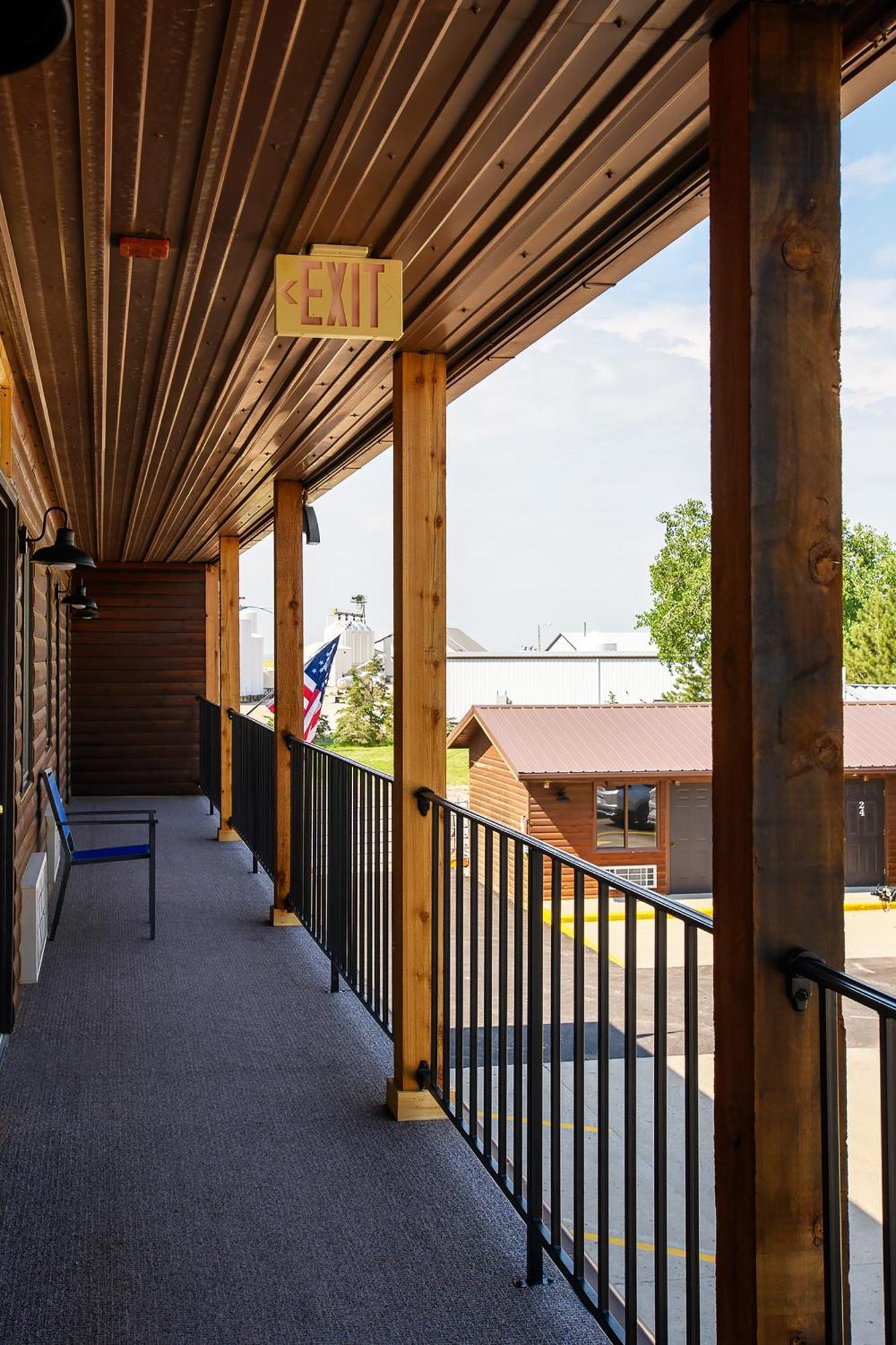 וול Hansen Inn & Cabins מראה חיצוני תמונה