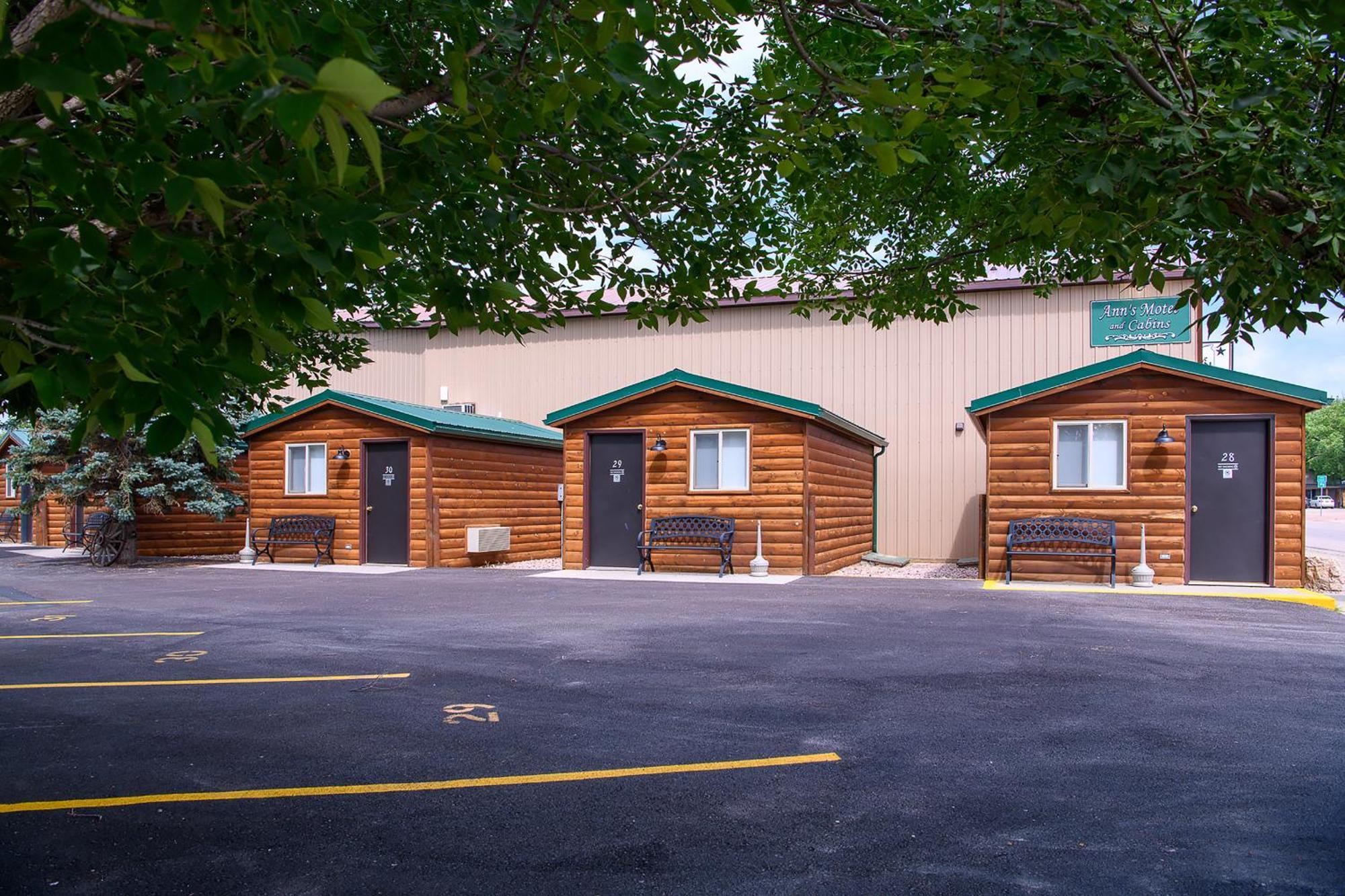 וול Hansen Inn & Cabins מראה חיצוני תמונה